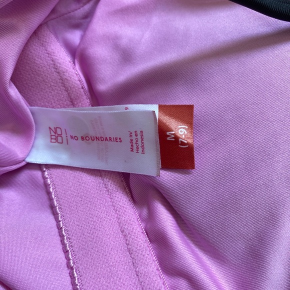 Zebra one piece - Picture 5 of 5